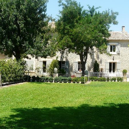 Mas Provencal Avec Une Agreable Piscine Privee, Situe Aux Vigneres, Proche De L'Isle Sur La Sorgue, 8 Personnes, Ls2-109 Tenamen Villa Les Vigneres Exterior photo