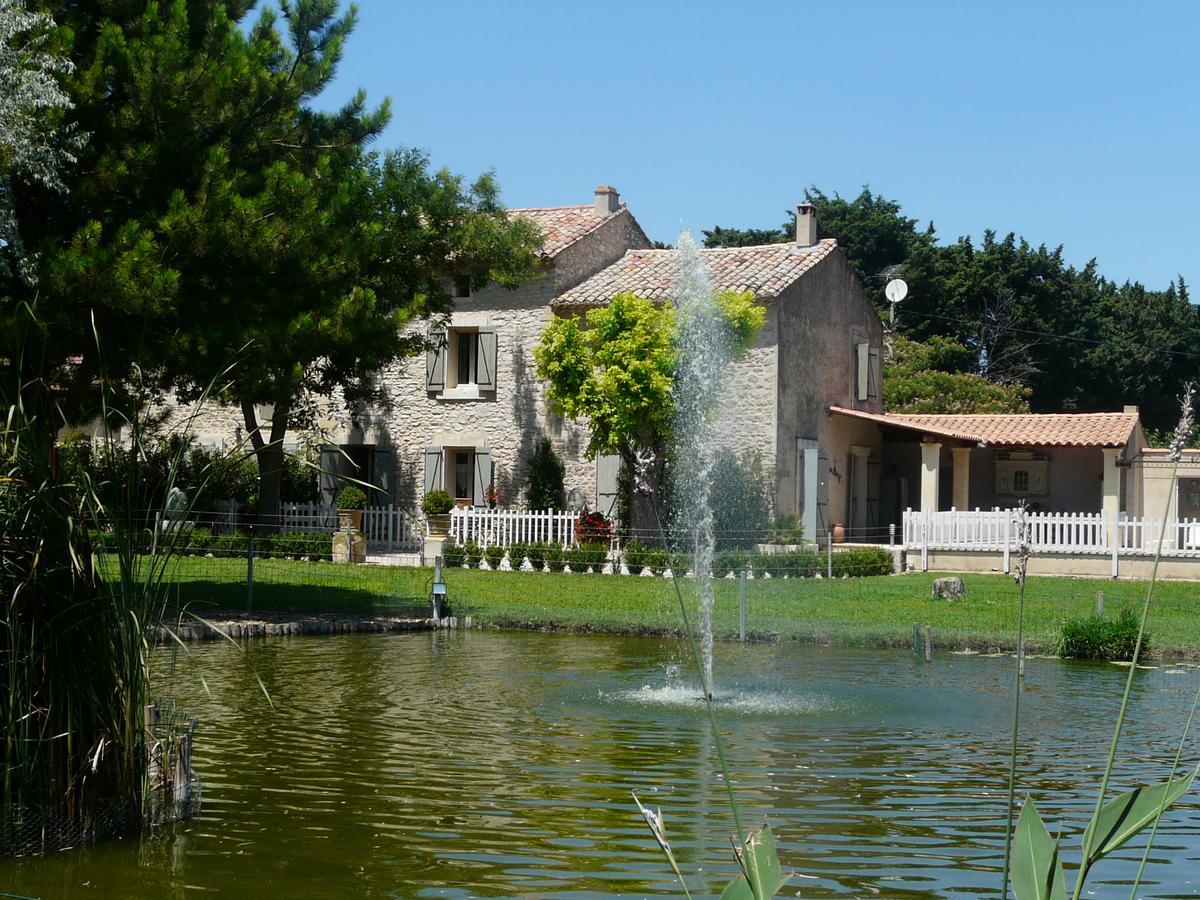 Mas Provencal Avec Une Agreable Piscine Privee, Situe Aux Vigneres, Proche De L'Isle Sur La Sorgue, 8 Personnes, Ls2-109 Tenamen Villa Les Vigneres Exterior photo