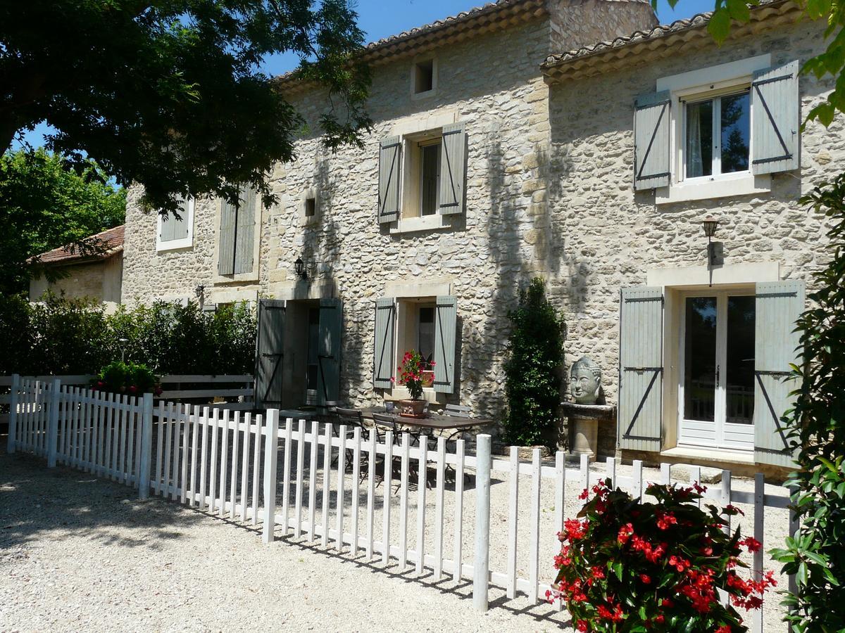 Mas Provencal Avec Une Agreable Piscine Privee, Situe Aux Vigneres, Proche De L'Isle Sur La Sorgue, 8 Personnes, Ls2-109 Tenamen Villa Les Vigneres Exterior photo